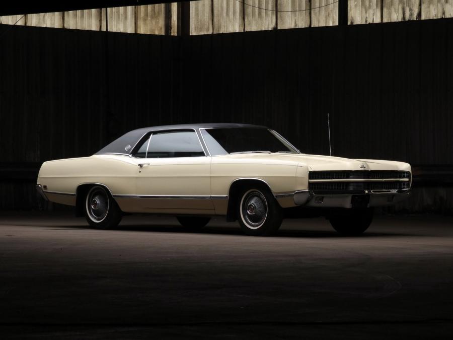  Ford LTD Formal Hardtop Coupe 1969 года  (фото 3 из 10)